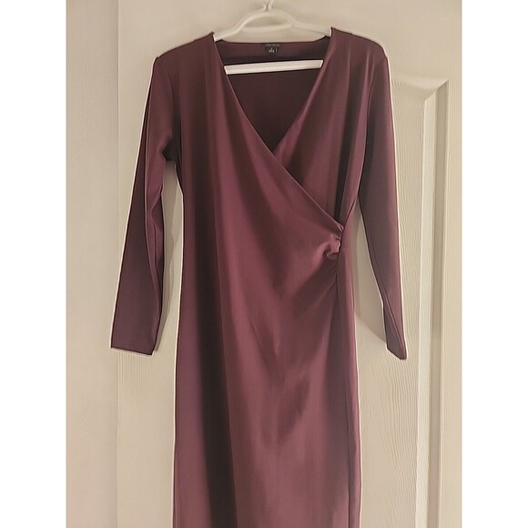 LOFT Dresses & Skirts - Ann Taylor LOFT  V-Neck Dress Burgundy Size Xs